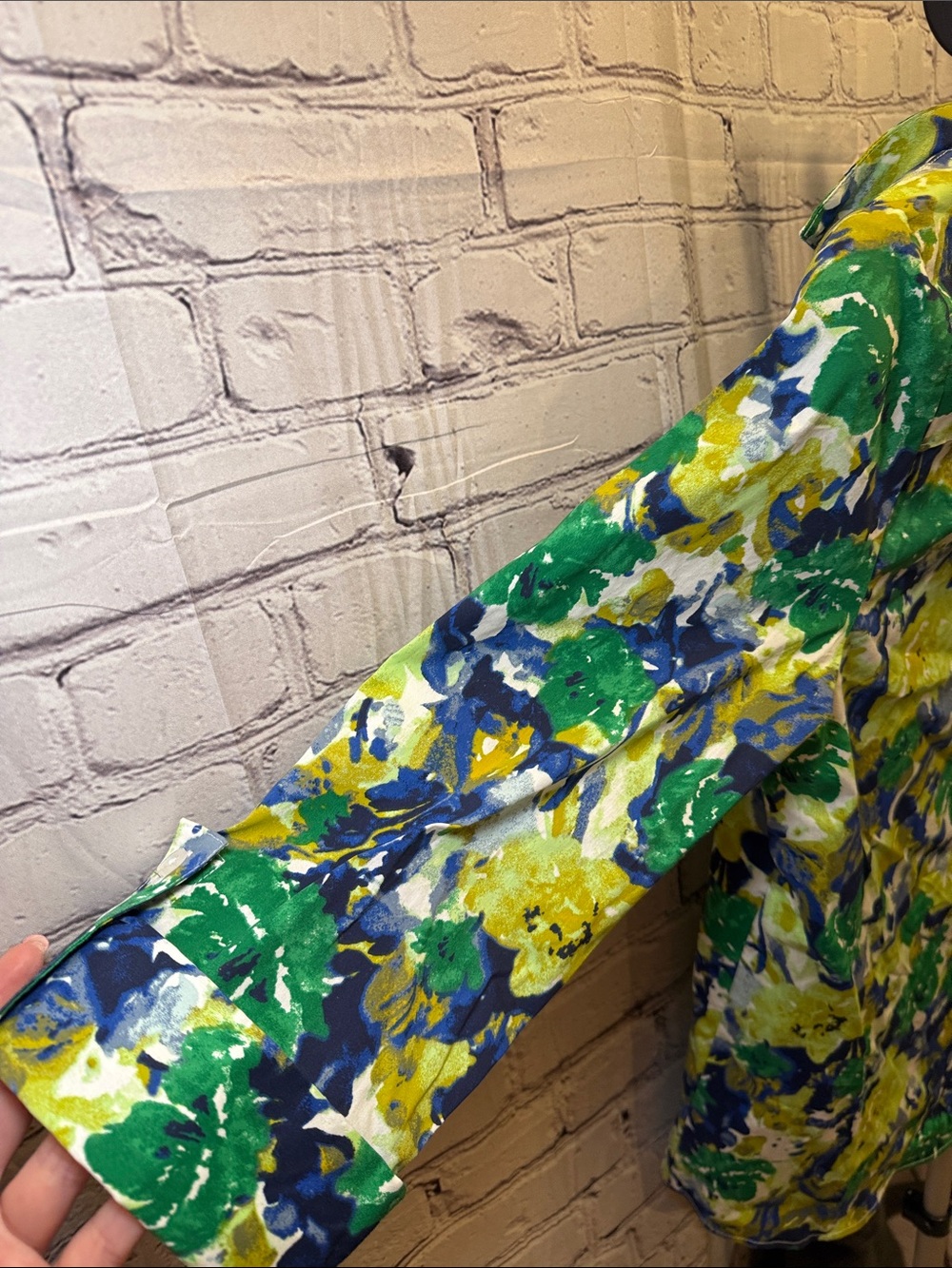 Jones New York Floral Button-Front Shirt in Green, Blue & Yellow - Picture 3 of 7